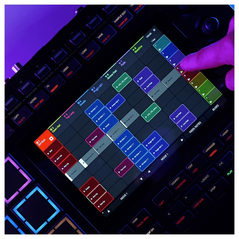 AKAI - 