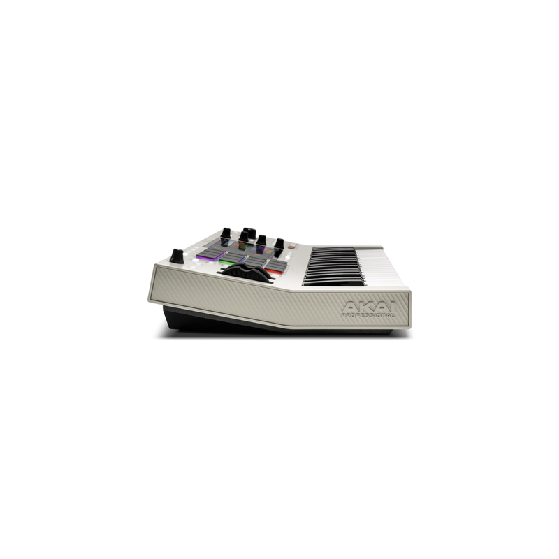 AKAI - 