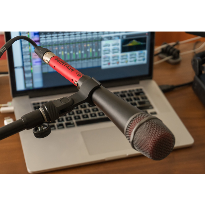 SE ELECTRONICS - Preamplificatore attivo inline per microfoni passivi